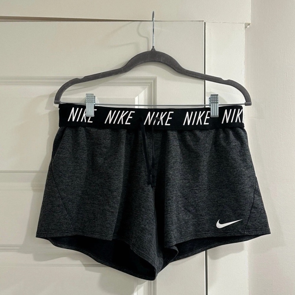 Nike Women's Dri-fit Heather Gray Track Training Running Unlined Shorts Sz M